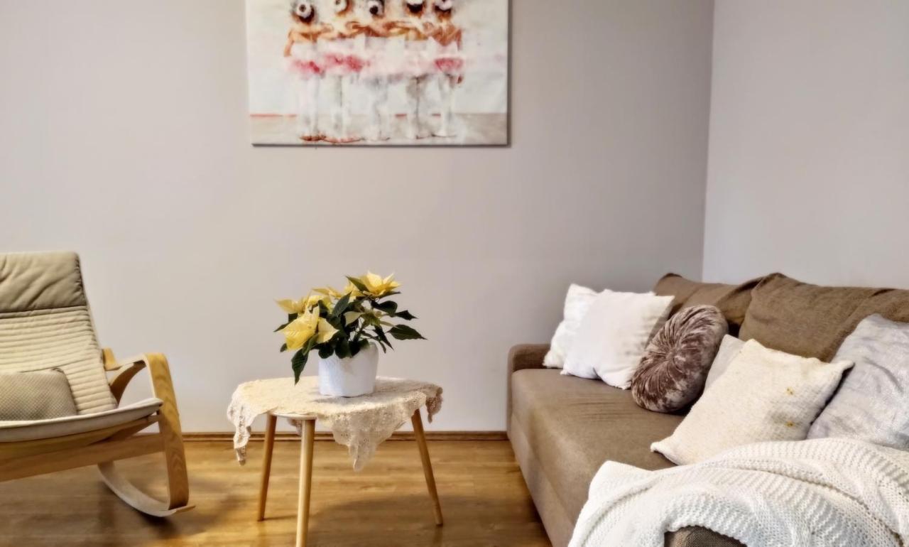 Cystersow Park Appartement Krakau Buitenkant foto