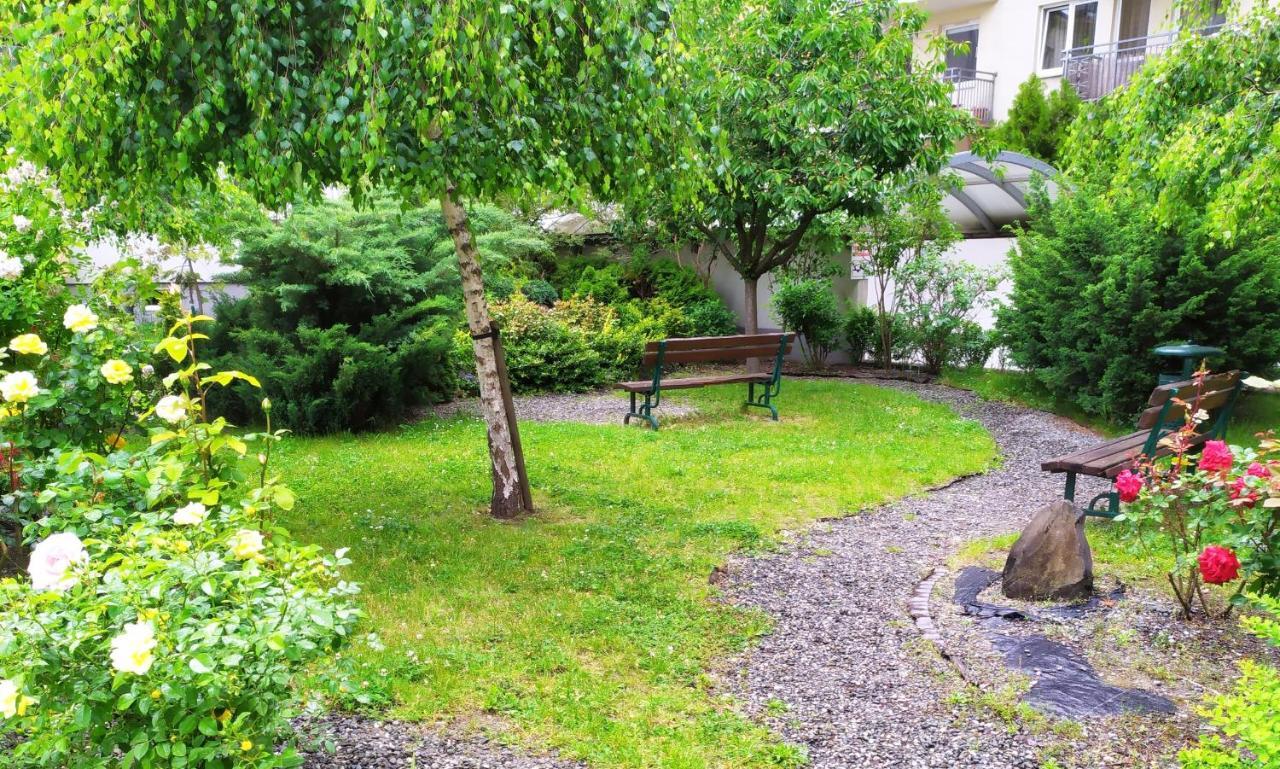 Cystersow Park Appartement Krakau Buitenkant foto